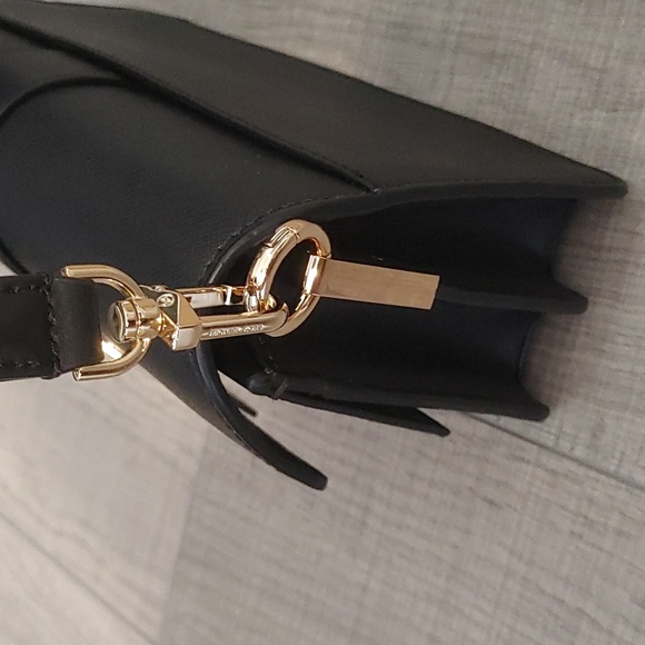 Michael Kors Greenwich Black Handbag NWT - Picture 4 of 15